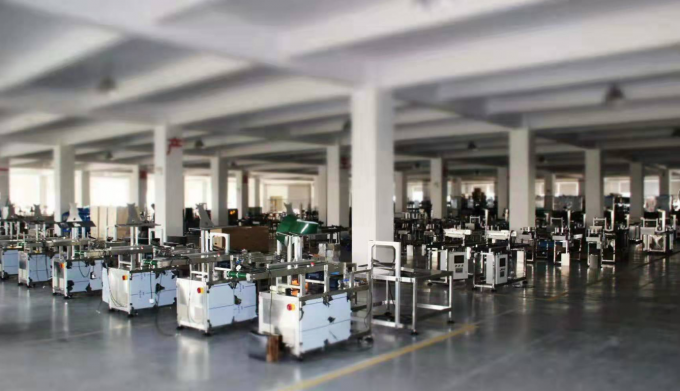 30m นาที ลําป้ายขวด ด้านล่าง Inkjet Printer คอนเวียร์ตรงกับเครื่องพิมพ์ 10