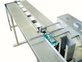 30m/Min IP IC การคดกระดาษการ์ด Feeder การพิมพ์สเปรย์ความเร็วสูง